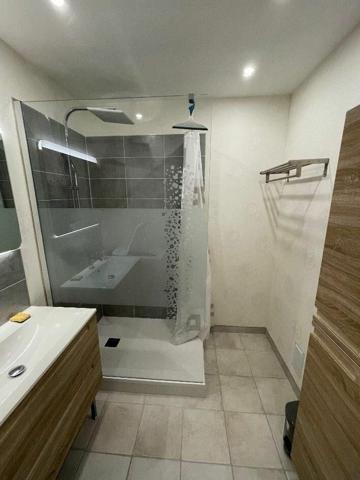 Appartement à louer    3 pièces • 70,40 m2 Limoges