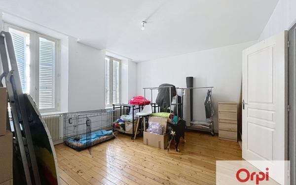 Appartement à louer    3 pièces • 64,49 m2 Montluçon
