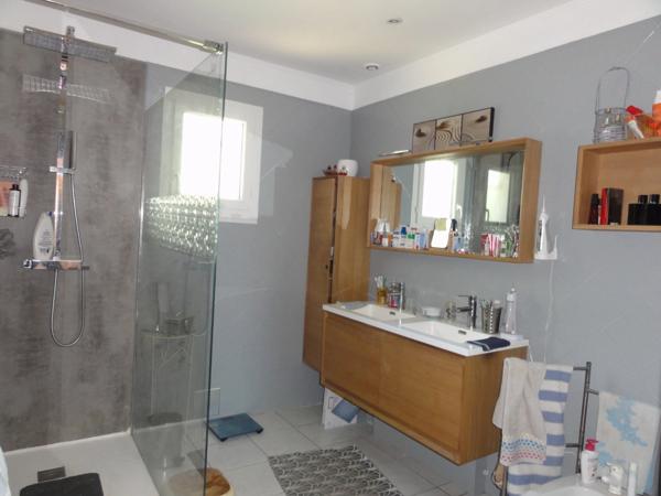 Villa plain Pied 130 m2 avec piscine