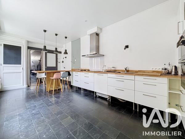 Maison à vendre 7 pièces 251,6 m² Roubaix