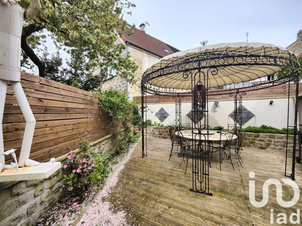 Maison 7 pièces de 200 m² à Linas (91310)