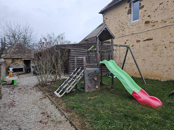 Maison à Souligné-sous-Ballon, 72290 - 5 pièces 100m²