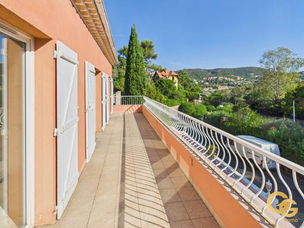 Maison à LE TRAYAS (83700)