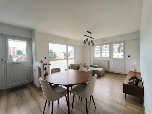 ✨ **À LOUER – T2 MEUBLÉ 47,30 m² – 6ᵉ ÉTAGE AVEC ASCENSEUR – BALCONS – PARKING – SAINT-ÉTIENNE** ✨