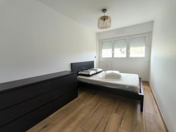 ✨ **À LOUER – T2 MEUBLÉ 47,30 m² – 6ᵉ ÉTAGE AVEC ASCENSEUR – BALCONS – PARKING – SAINT-ÉTIENNE** ✨