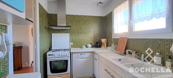 Maison T4 plain-pied de 89 m2, grand garage, parcelle de 553 m2