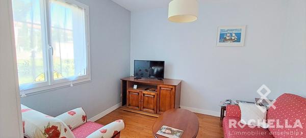 Maison T4 plain-pied de 89 m2, grand garage, parcelle de 553 m2