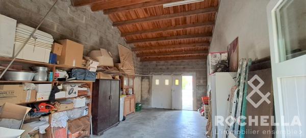 Maison T4 plain-pied de 89 m2, grand garage, parcelle de 553 m2