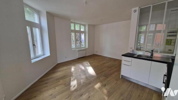 LILLE MONTEBELLO - DANS UNE PETITE COPROPRIETE - APPARTEMENT DE TYPE 2 DE 40 M2 EN PARFAIT ETAT -
