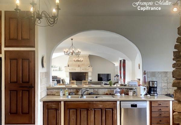 Propriété Gîtes et chambres d'hôtes 20 hA - 550 m2 à Banon