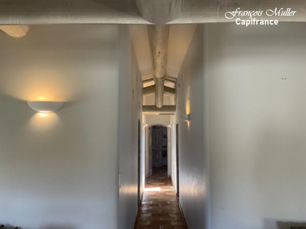 Propriété Gîtes et chambres d'hôtes 20 hA - 550 m2 à Banon