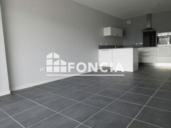 Location Appartement 2 pièces 51.75 m² - 17 AVENUE ALFRED DE VIGNY Oloron Sainte Marie 64400