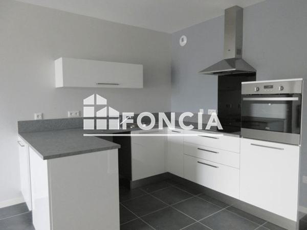 Location Appartement 2 pièces 51.75 m² - 17 AVENUE ALFRED DE VIGNY Oloron Sainte Marie 64400