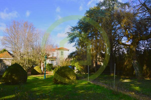 Maison bourgeoise à 5 MINUTES LA COTE SAINT ANDRE (38260)