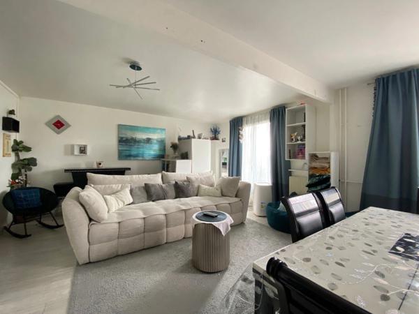 Appartement lumineux, double séjour, balcon verdoyant, quartier familial recherché à Domont (95)