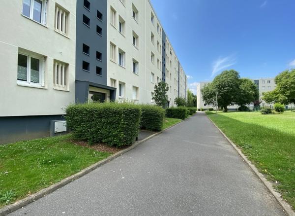 Appartement lumineux, double séjour, balcon verdoyant, quartier familial recherché à Domont (95)