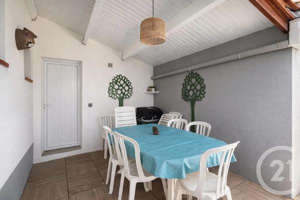 Maison à vendre  5 pièces - 119 m 2   ST HILAIRE DE RIEZ  - 85