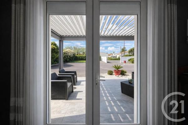 Maison à vendre  5 pièces - 119 m 2   ST HILAIRE DE RIEZ  - 85