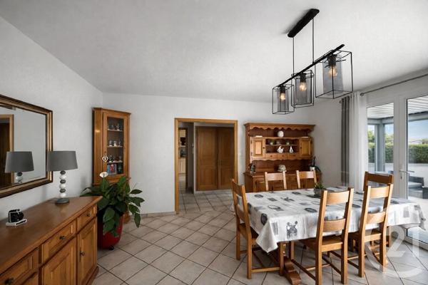 Maison à vendre  5 pièces - 119 m 2   ST HILAIRE DE RIEZ  - 85