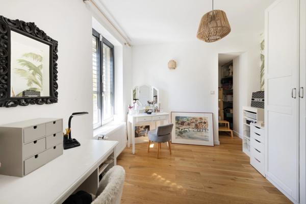 Propriete à vendre 8 pièces GREZIEU LA VARENNE (69)