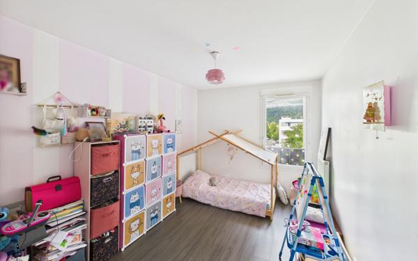 Appartement à vendre    2 pièces • 48,43 m2 Chambéry