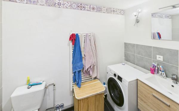 Appartement à vendre    2 pièces • 48,43 m2 Chambéry