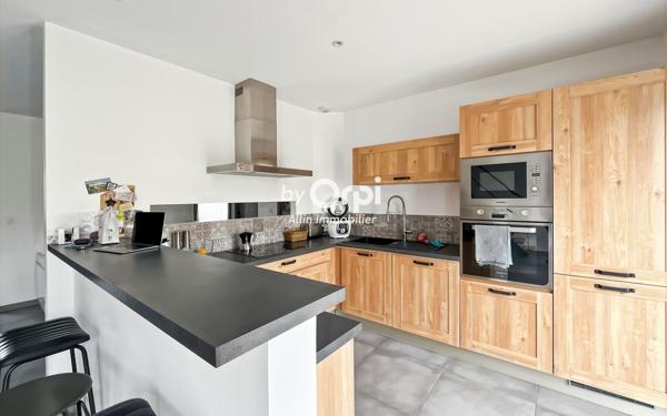 Maison à vendre    5 pièces •  Montluçon