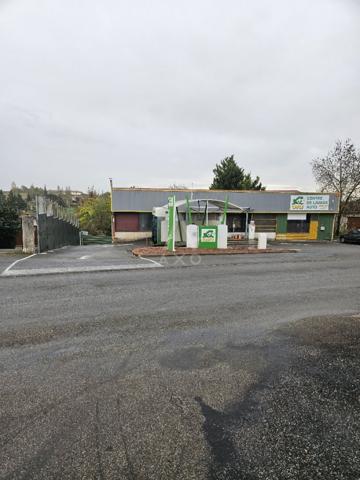 Station de lavage + hangar