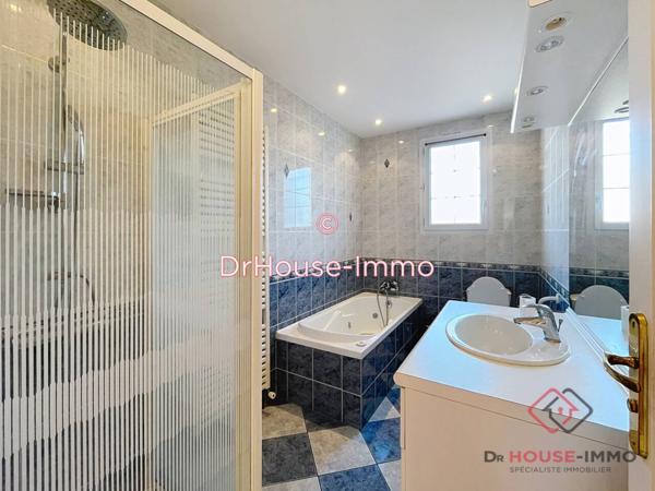 Maison à vendre 4 pièces de 121 m²