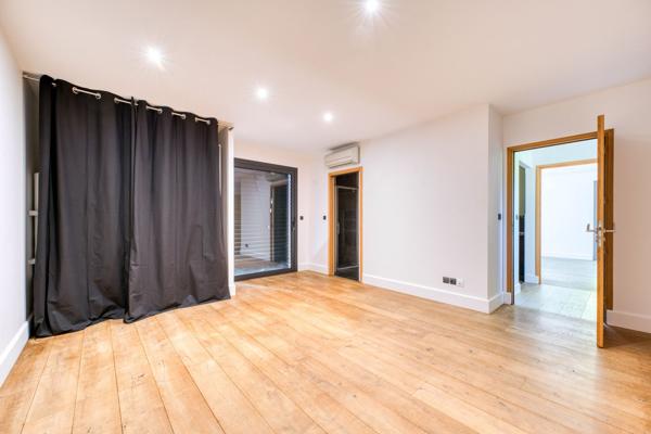 Vente Maison d'architecte Saint-Yrieix-sur-Charente 10 Pièces 478 m²