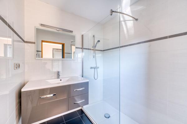Vente Maison d'architecte Saint-Yrieix-sur-Charente 10 Pièces 478 m²