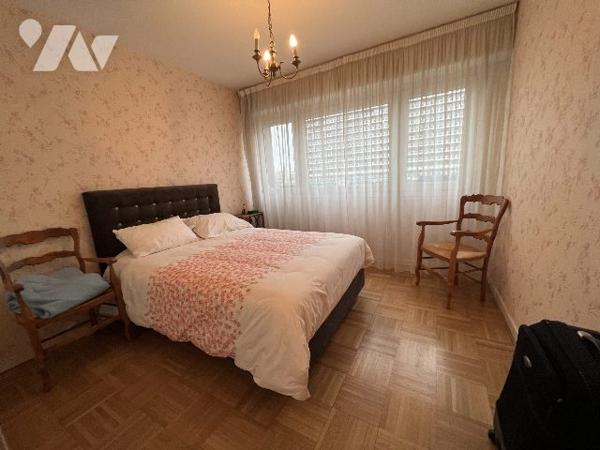 APPARTEMENT DE TYPE 5 A VENDRE