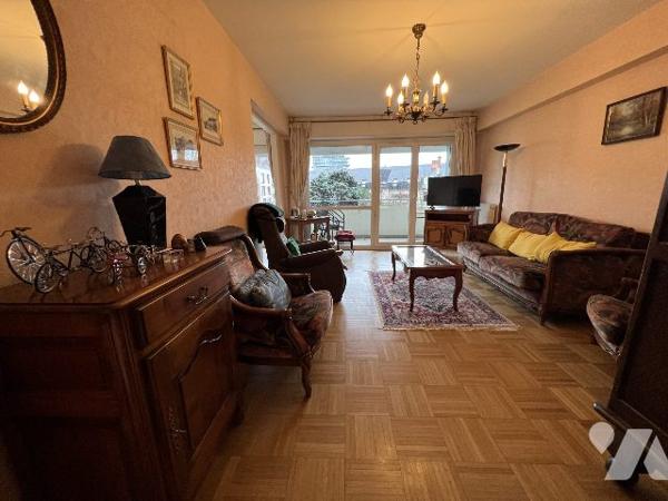 APPARTEMENT DE TYPE 5 A VENDRE