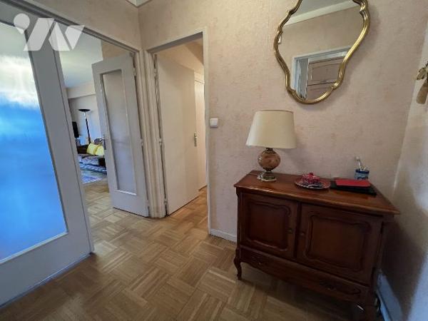 APPARTEMENT DE TYPE 5 A VENDRE