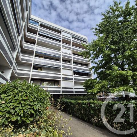 Appartement F4 à vendre  4 pièces - 77,85 m 2   ROANNE  - 42
