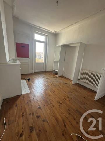 Appartement F4 à vendre  4 pièces - 77,85 m 2   ROANNE  - 42
