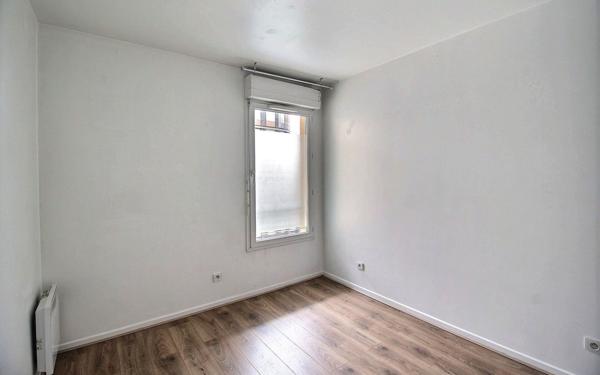 Appartement à vendre    3 pièces • 62 m2 Saint-Ouen