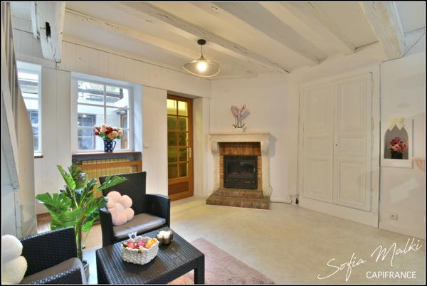 Dpt Cher (18), Le Châtelet - à vendre - maison 6 pièces 128 m² + terrain + dépendances