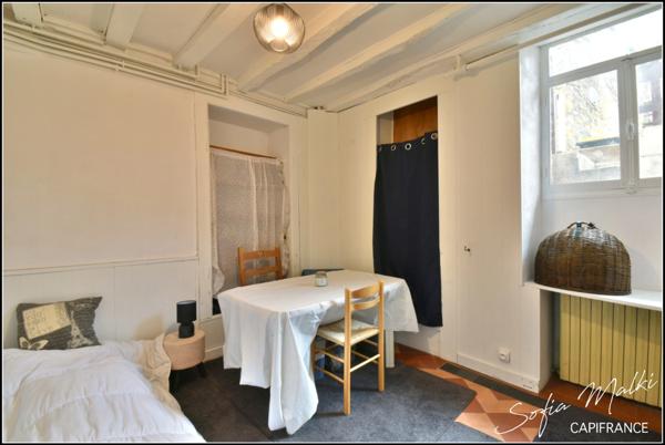 Dpt Cher (18), Le Châtelet - à vendre - maison 6 pièces 128 m² + terrain + dépendances