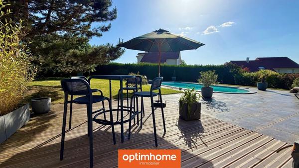 Maison familiale avec piscine, suite parentale de plain-pied, double garage et espace bien-être – Les Forges