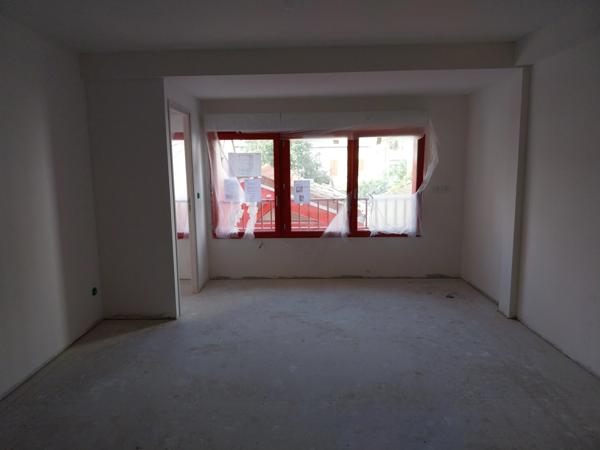 # Appartement – 44m² – Paris 20ème