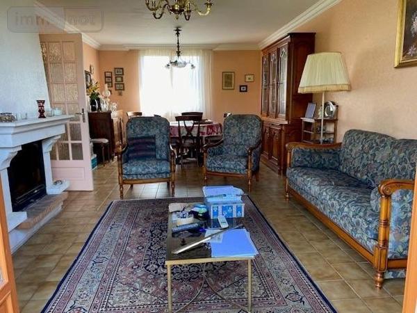 Maison à vendre à Cantenay-Épinard dans le Maine-et-Loire (49460), ref : 49004-1707