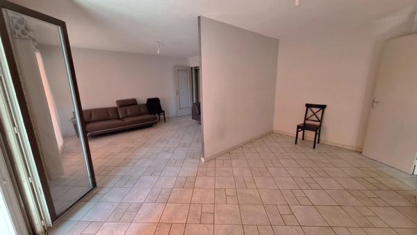 Appartement  4 pièces MARSEILLE 4EME ARRONDISSEMENT (13) de 106,57 m²