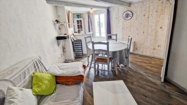 Uzès (30700) Maison de ville à vendre dans quartier recherché d'Uzès