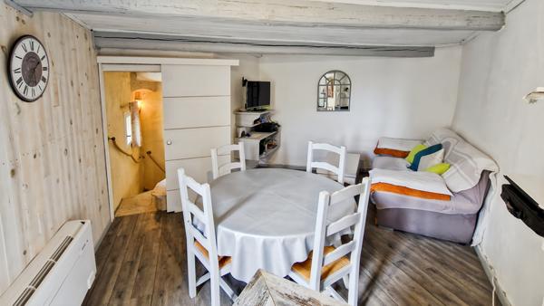 Uzès (30700) Maison de ville à vendre dans quartier recherché d'Uzès