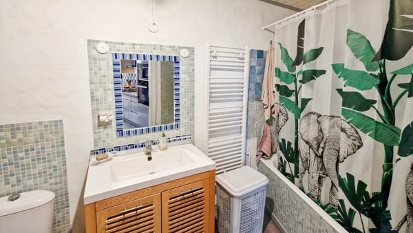 Uzès (30700) Maison de ville à vendre dans quartier recherché d'Uzès