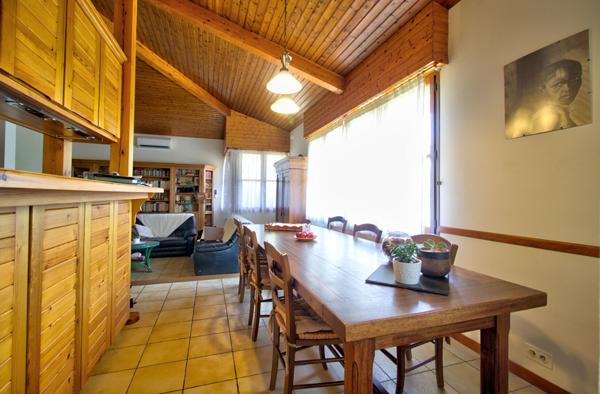 LE PASSAGE - Maison de plain-pied de 125m² habitables avec 3 chambres, 1 bureau, garage et terrain clos de 730m².