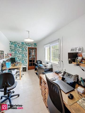 Villa Pourrieres 6 pièces 213 m2