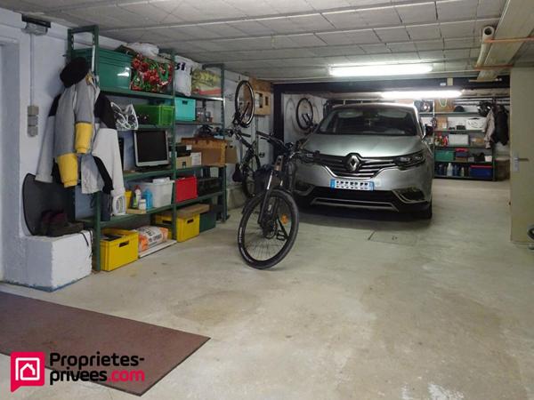 Villa Pourrieres 6 pièces 213 m2