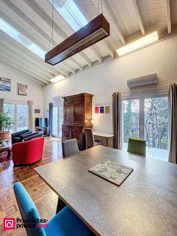 Villa Pourrieres 6 pièces 213 m2